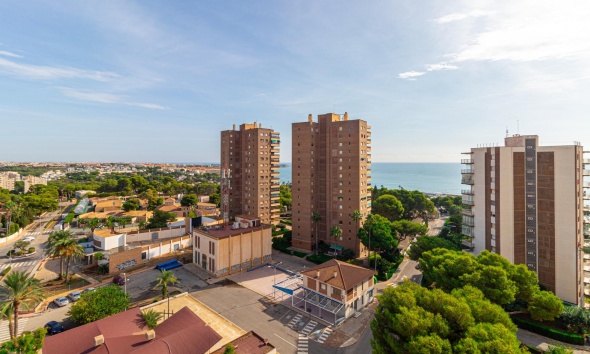 Resale - Apartment / Duplex - Orihuela Costa - Campoamor