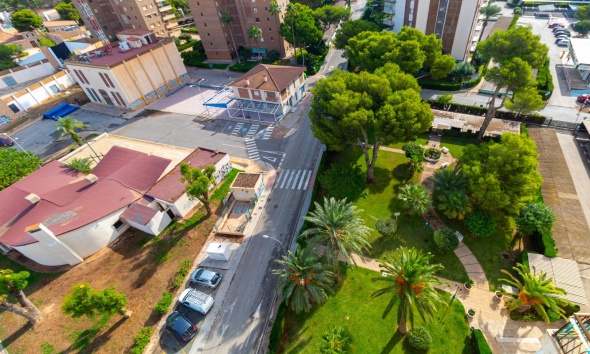 Resale - Apartment / Duplex - Orihuela Costa - Campoamor