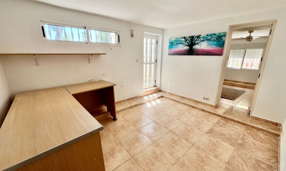 Reventa - Villa / Casa - Orihuela Costa