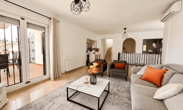 Reventa - Villa / Casa - Orihuela Costa