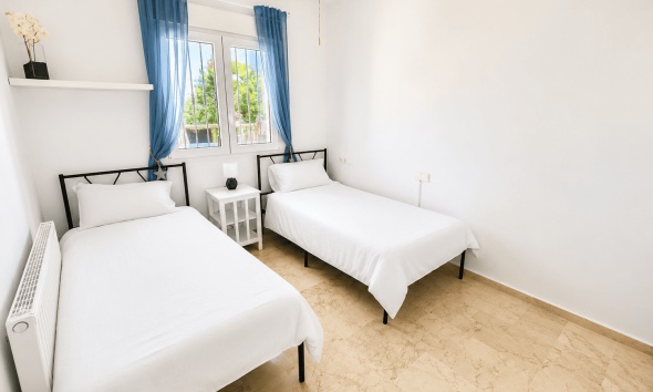Reventa - Villa / Casa - Orihuela Costa