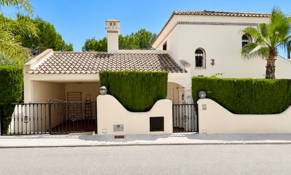 Reventa - Villa / Casa - Orihuela Costa