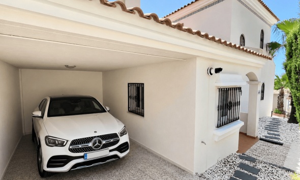 Reventa - Villa / Casa - Orihuela Costa