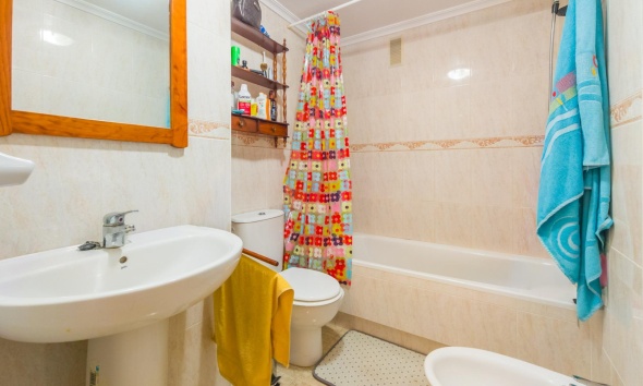Resale - Apartment / Duplex - Torrevieja - Acequion