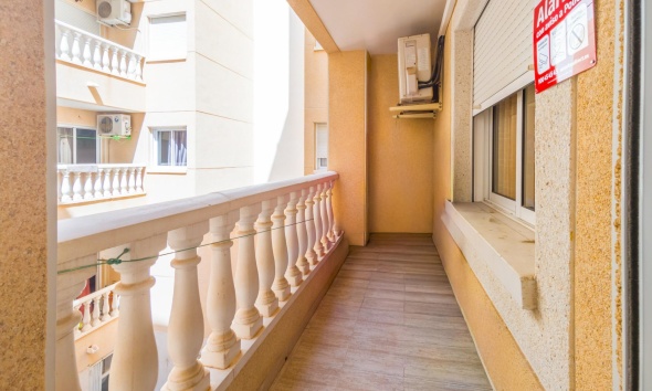 Resale - Apartment / Duplex - Torrevieja - Acequion