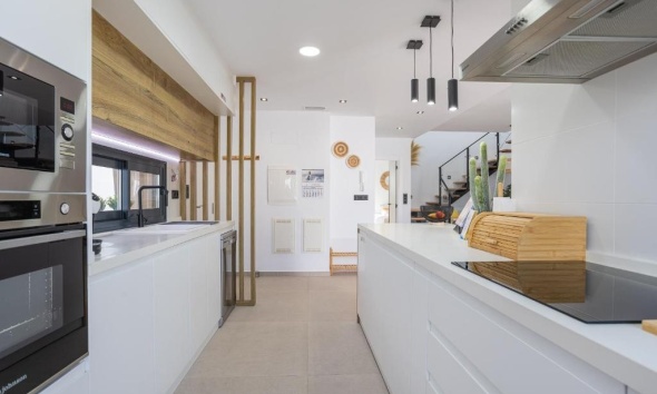 Resale - Villa / House - Dolores