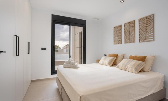Resale - Villa / House - Dolores
