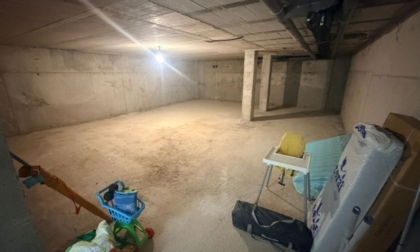 Resale - Villa / House - Dolores