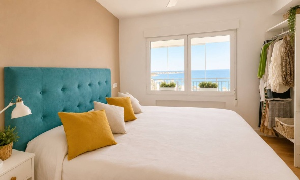 Reventa - Apartamento / Dúplex - Orihuela Costa