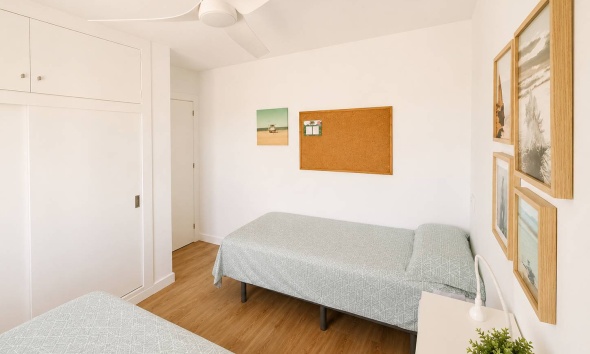 Reventa - Apartamento / Dúplex - Orihuela Costa