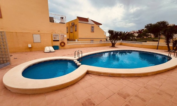 Resale - Apartment / Duplex - Orihuela Costa - Villamartín
