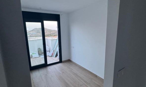 Resale - Townhouse / Terraced House - Finestrat