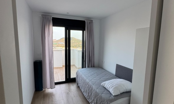 Resale - Townhouse / Terraced House - Finestrat