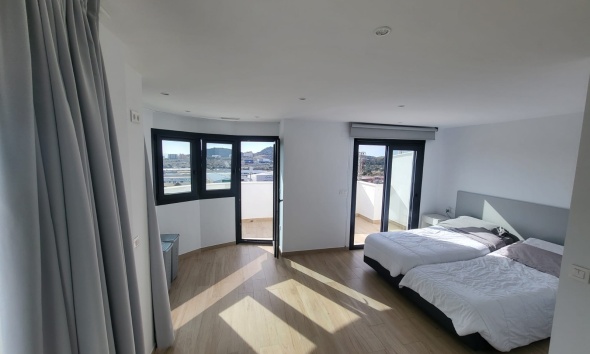 Resale - Townhouse / Terraced House - Finestrat