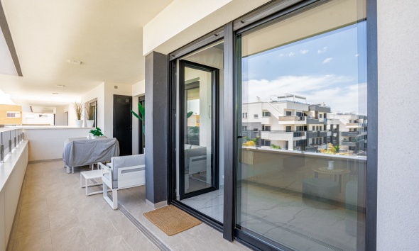 Resale - Apartment / Duplex - Orihuela Costa - Playa Flamenca