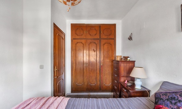 Resale - Townhouse / Terraced House - Torrevieja - Cala de cabo cervera