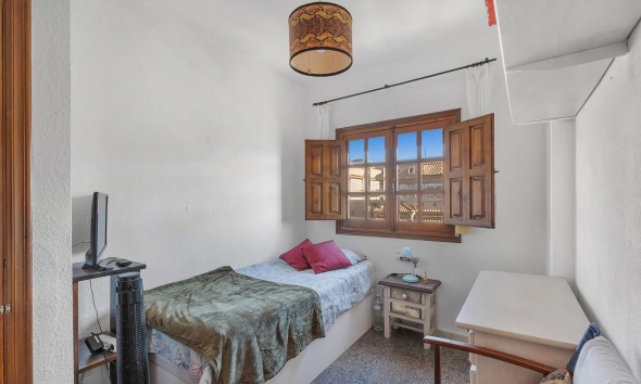 Resale - Townhouse / Terraced House - Torrevieja - Cala de cabo cervera
