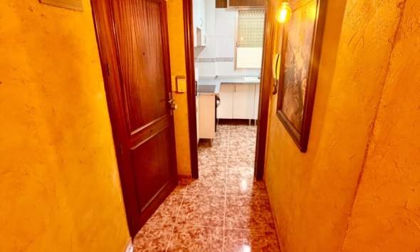 Reventa - Apartamento / Dúplex - Torrevieja
