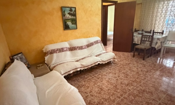 Reventa - Apartamento / Dúplex - Torrevieja