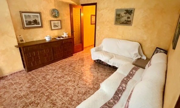 Reventa - Apartamento / Dúplex - Torrevieja