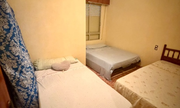 Reventa - Apartamento / Dúplex - Torrevieja