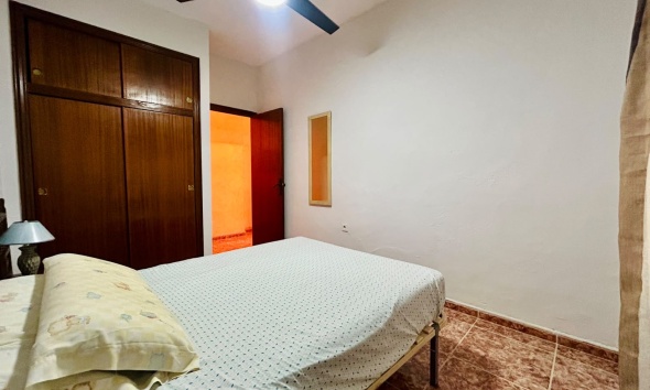 Reventa - Apartamento / Dúplex - Torrevieja