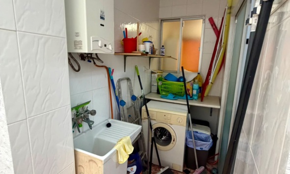 Reventa - Apartamento / Dúplex - Torrevieja