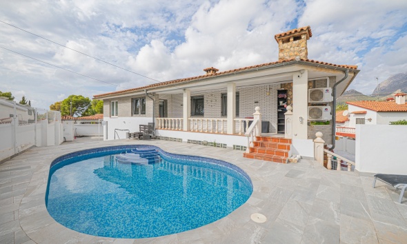 Reventa - Villa / Casa - La Nucía - Panorama