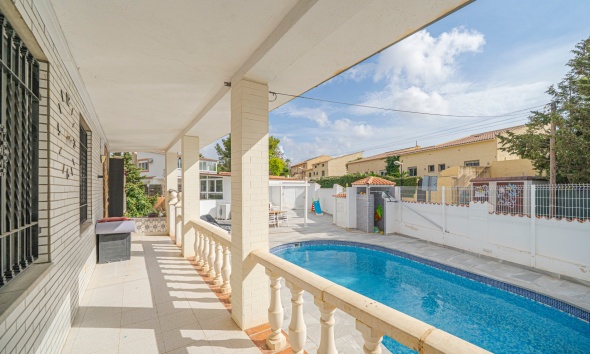 Reventa - Villa / Casa - La Nucía - Panorama