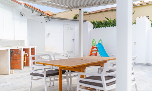Reventa - Villa / Casa - La Nucía - Panorama