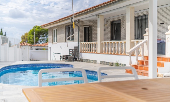 Reventa - Villa / Casa - La Nucía - Panorama