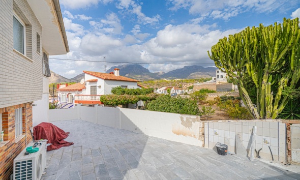 Reventa - Villa / Casa - La Nucía - Panorama