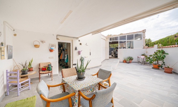 Reventa - Villa / Casa - La Nucía - Panorama