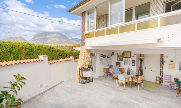 Reventa - Villa / Casa - La Nucía - Panorama