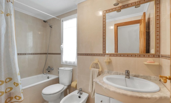 Rynek Wtórny - Apartament / Duplex - Torrevieja - Centro