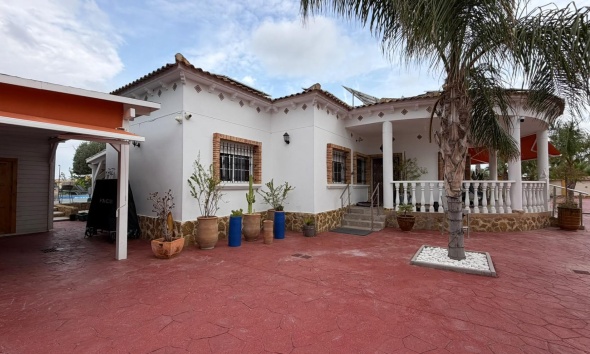 Reventa - Finca - Catral - Comunidad valenciana