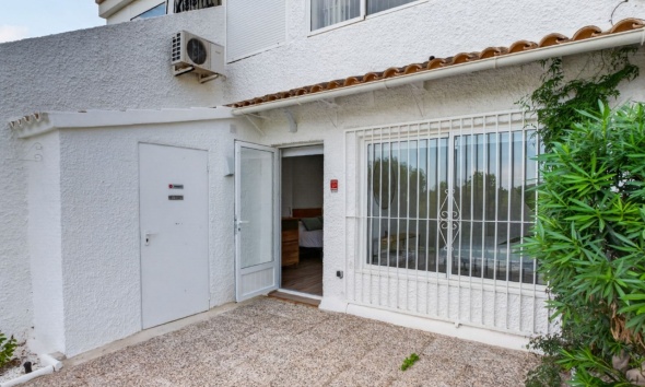 Resale - Apartment / Duplex - Orihuela Costa - Villamartín