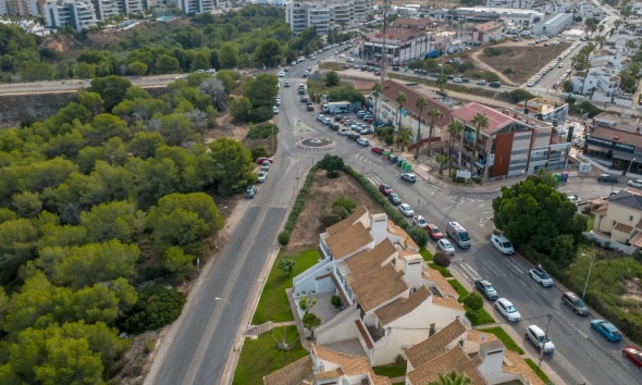 Resale - Apartment / Duplex - Orihuela Costa - Villamartín