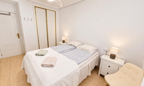 Resale - Apartment / Duplex - Orihuela Costa - Punta Prima