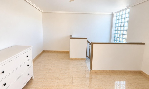 Resale - Apartment / Duplex - Orihuela Costa - Punta Prima