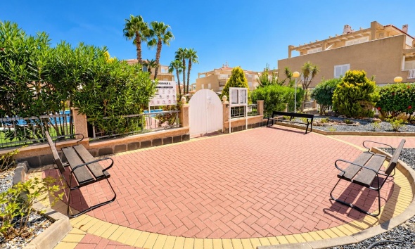 Resale - Apartment / Duplex - Orihuela Costa - Punta Prima