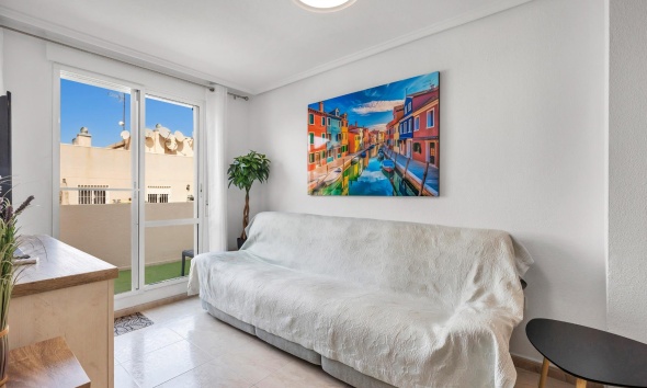 Reventa - Apartamento / Dúplex - Torrevieja - Estacion de autobuses