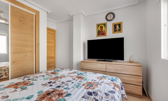 Reventa - Apartamento / Dúplex - Torrevieja - Estacion de autobuses