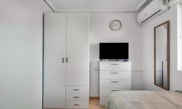 Reventa - Apartamento / Dúplex - Torrevieja - Estacion de autobuses
