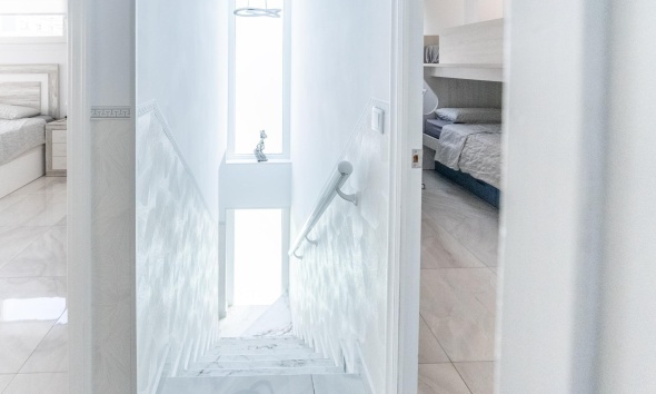 Resale - Townhouse / Terraced House - Torrevieja - Punta Prima