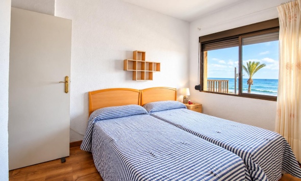 Reventa - Apartamento / Dúplex - El Campello - Playa Muchavista