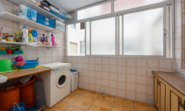Reventa - Apartamento / Dúplex - Torrevieja - Playa del Acequión