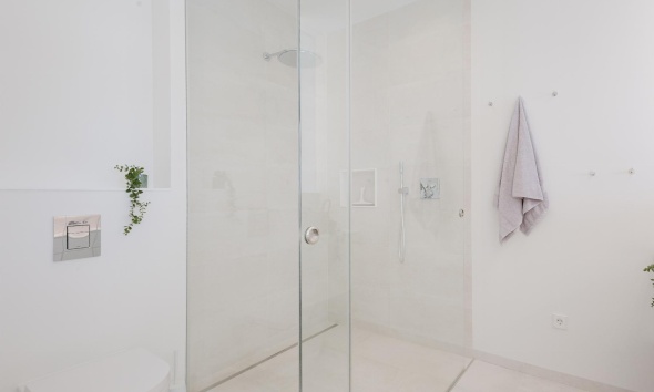 Reventa - Villa / Casa - Orihuela Costa - Las Colinas Golf