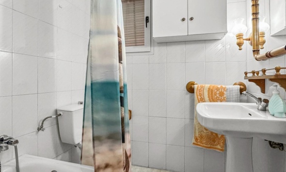 Resale - Apartment / Duplex - Torrevieja - Playa de los Locos