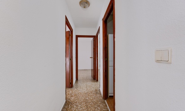 Reventa - Apartamento / Dúplex - Torrevieja - Playa del Acequión